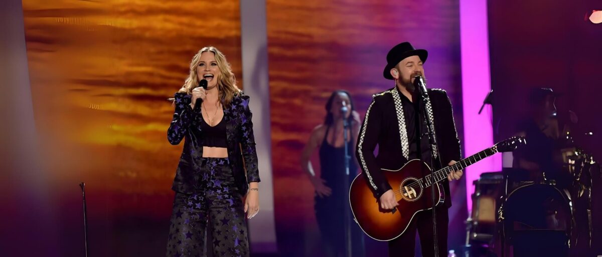 Sugarland on Stage